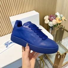 Burberry Low Shoes